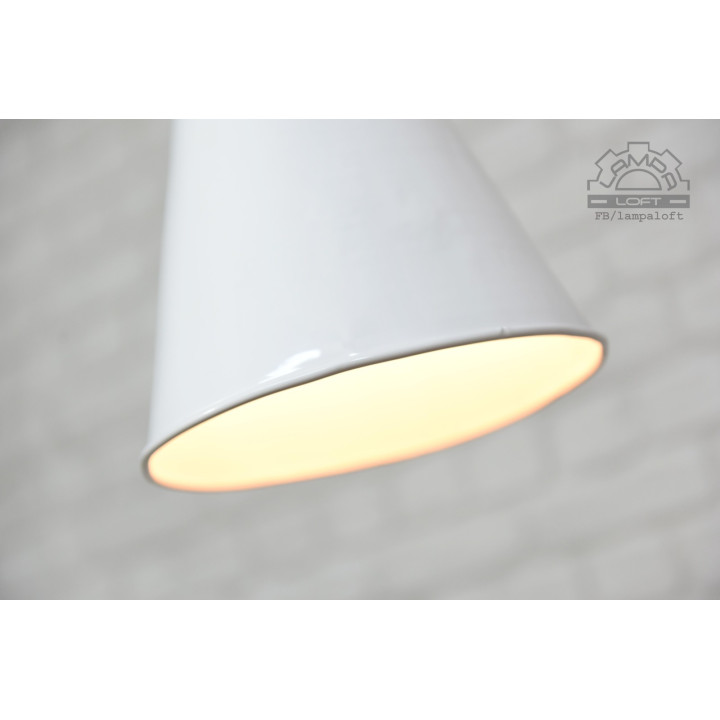 Lampa industrialna P-375 z lat 70'
