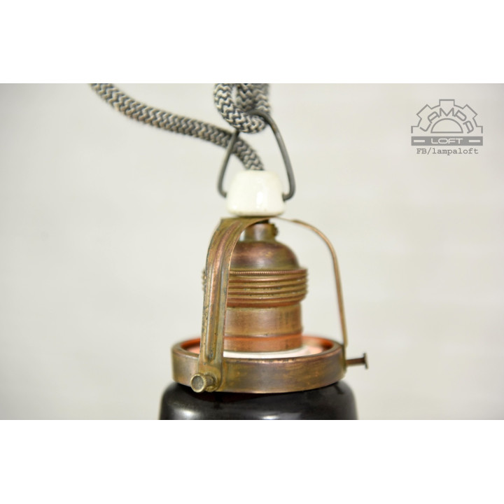 Lampa emaliowana z lat 50 DDR
