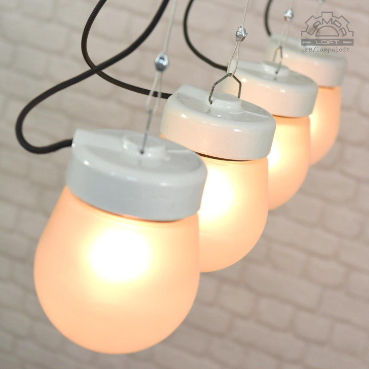 Lampa porcelanowa z lat 70'