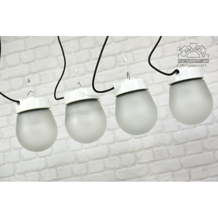 Lampa porcelanowa z lat 70'