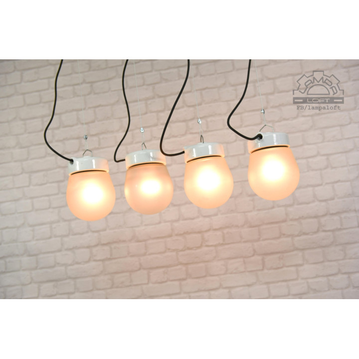 Lampa porcelanowa z lat 70'