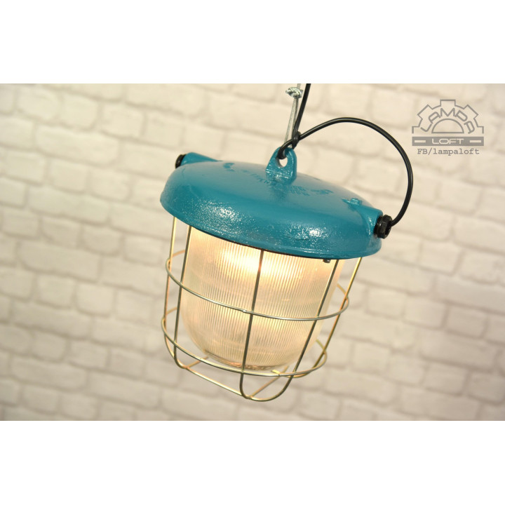 Lampa industrialna OS-200P z lat 70'