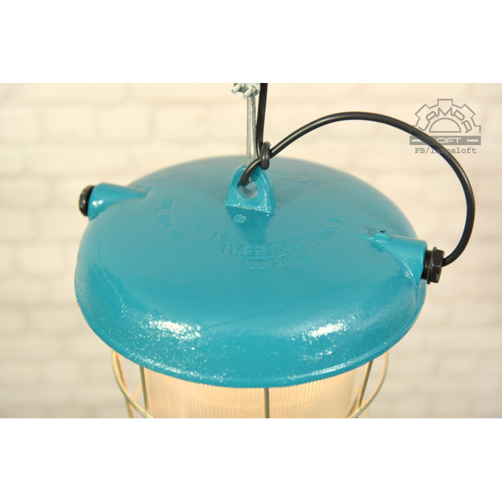 Lampa industrialna OS-200P z lat 70'