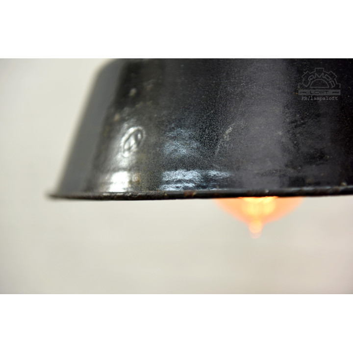 Lampa industrialna z lat 60'