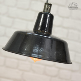 Lampa industrialna z lat 60'