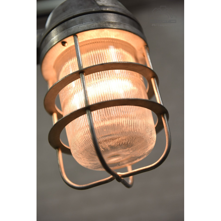 Bułgarska lampa industrialna z lat 70'