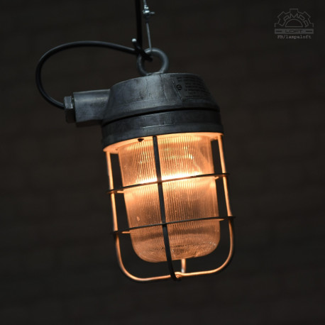 Bułgarska lampa industrialna z lat 70'