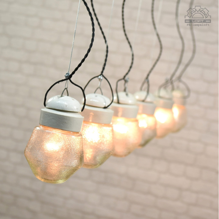 Lampa porcelanowa z lat 70'