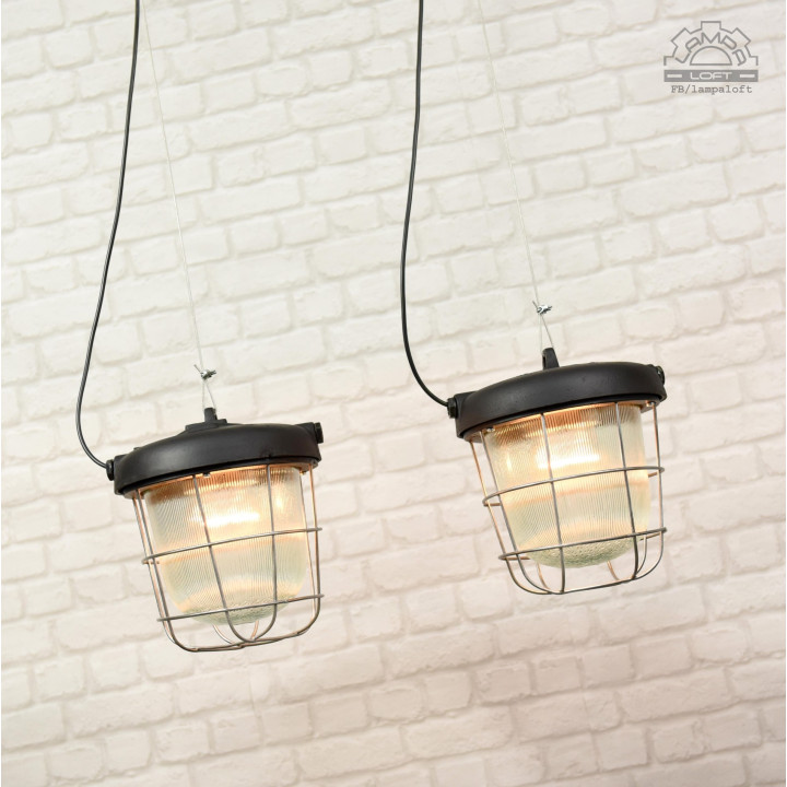 Lampa industrialna OS-200P z lat 70'