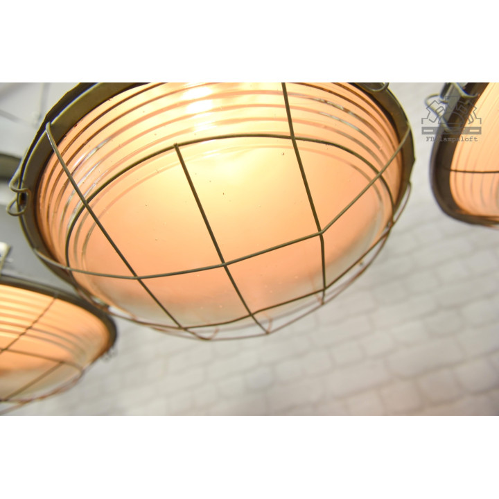 Lampa ORP-400 w zachowanym oryginalnym stanie