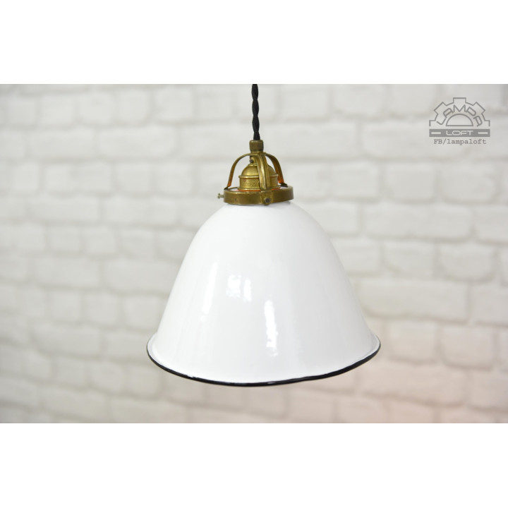 Lampa industrialna z lat 30'