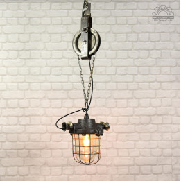 Lampa industrialna z lat 60' LPW-200