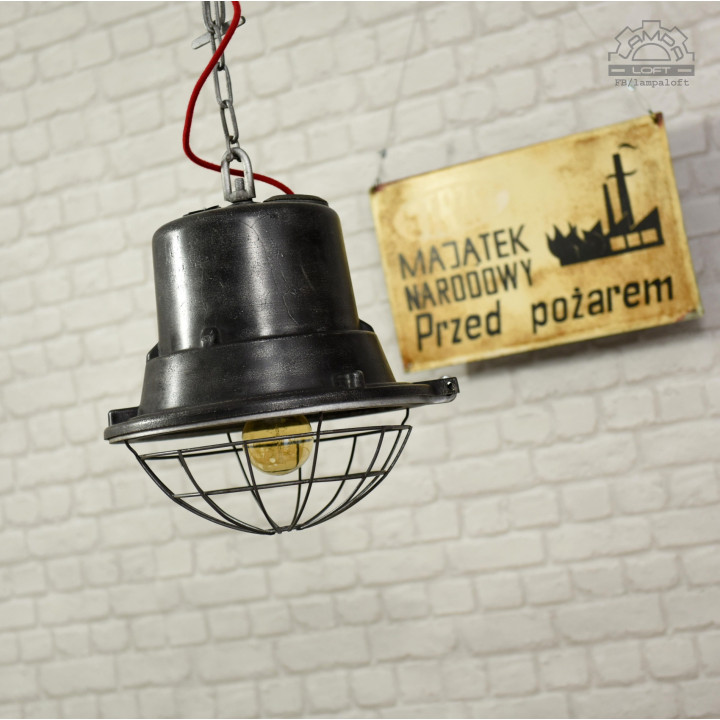 Lampa industrialna MESKO z 1970