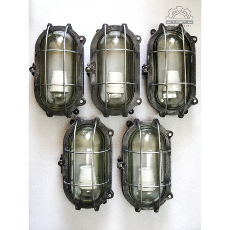 Kinkiet industrialny z lat 60'