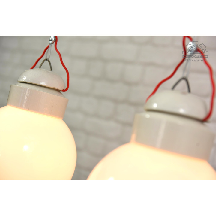 Lampa porcelanowa z lat 70'