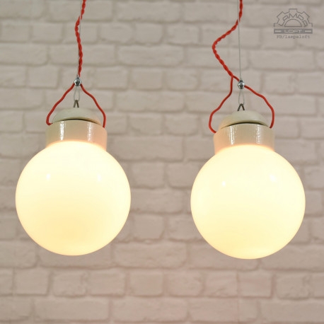 Lampa porcelanowa z lat 70'
