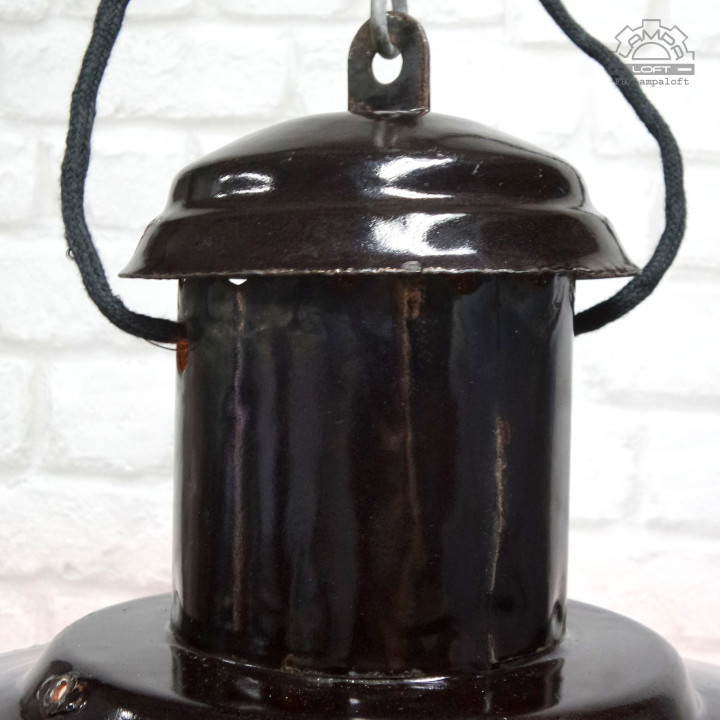 Radziecka lampa industrialna z lat 60'