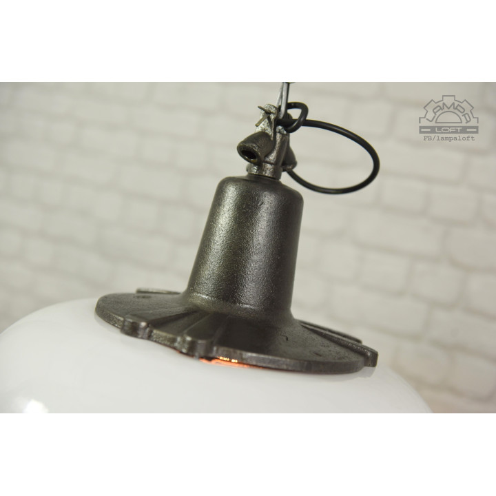 Lampa industrialna OZż-1 z lat 60'