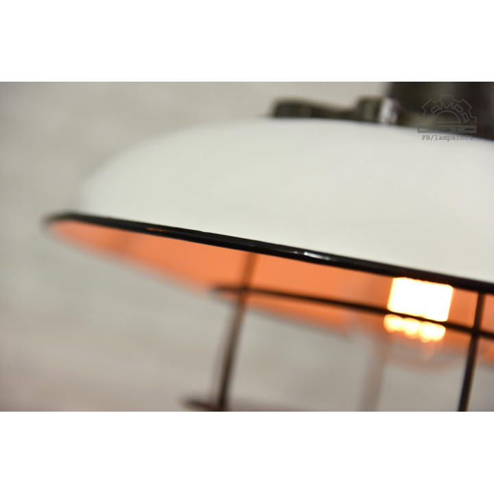 Lampa industrialna OZż-1 z lat 60'