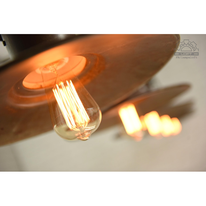 Radziecka lampa industrialna z lat 60'