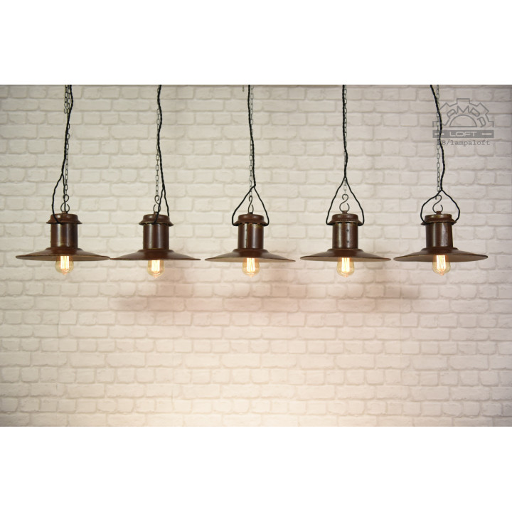 Radziecka lampa industrialna z lat 60'