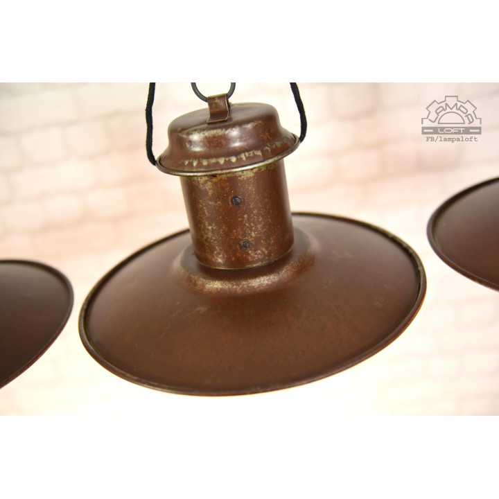 Radziecka lampa industrialna z lat 60'