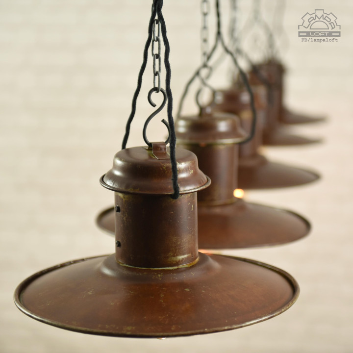 Radziecka lampa industrialna z lat 60'