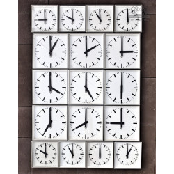 Zegar dworcowy Pragotron