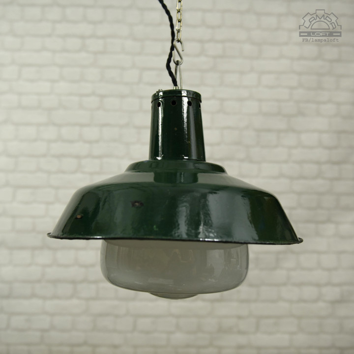 Ukraińskie lampy industrialne