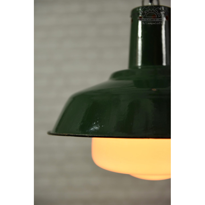 Ukraińskie lampy industrialne