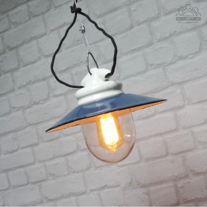 Lampa emaliowana porcelanowa z lat 50'
