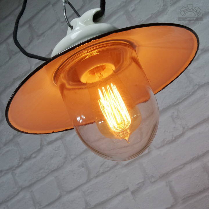 Lampa emaliowana porcelanowa z lat 50'