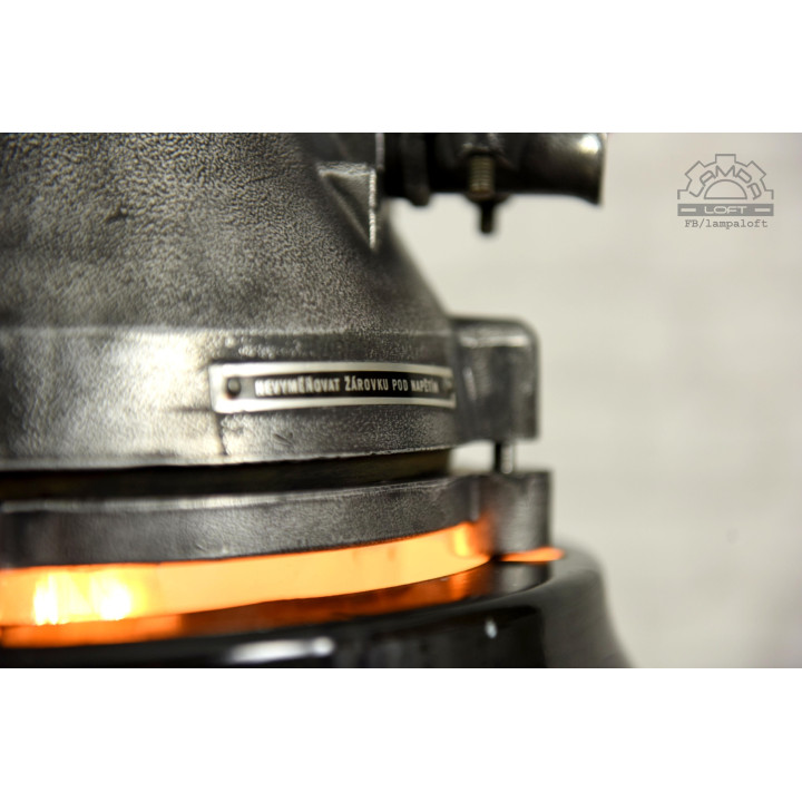Lampa industrialna Elektrosvit z lat 70'