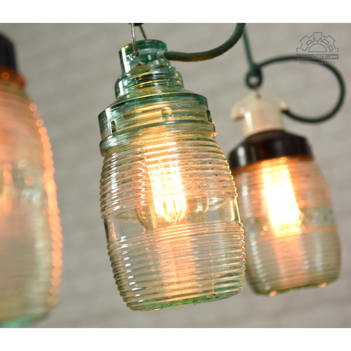 Radzieckie lampy industrialne z lat 70'
