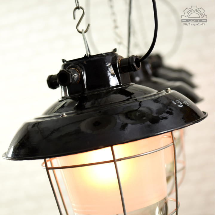 Lampy industrialne Elektrosvit z lat 60'