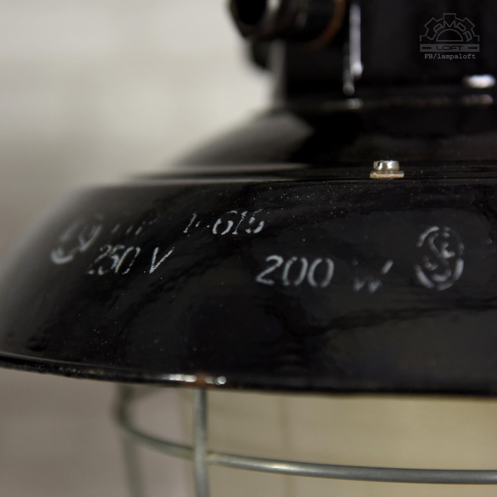 Lampy industrialne Elektrosvit z lat 60'