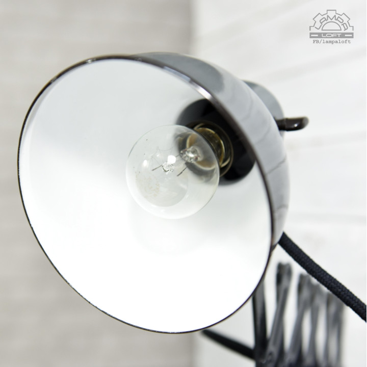 Emaliowana lampa nożycowa Rech