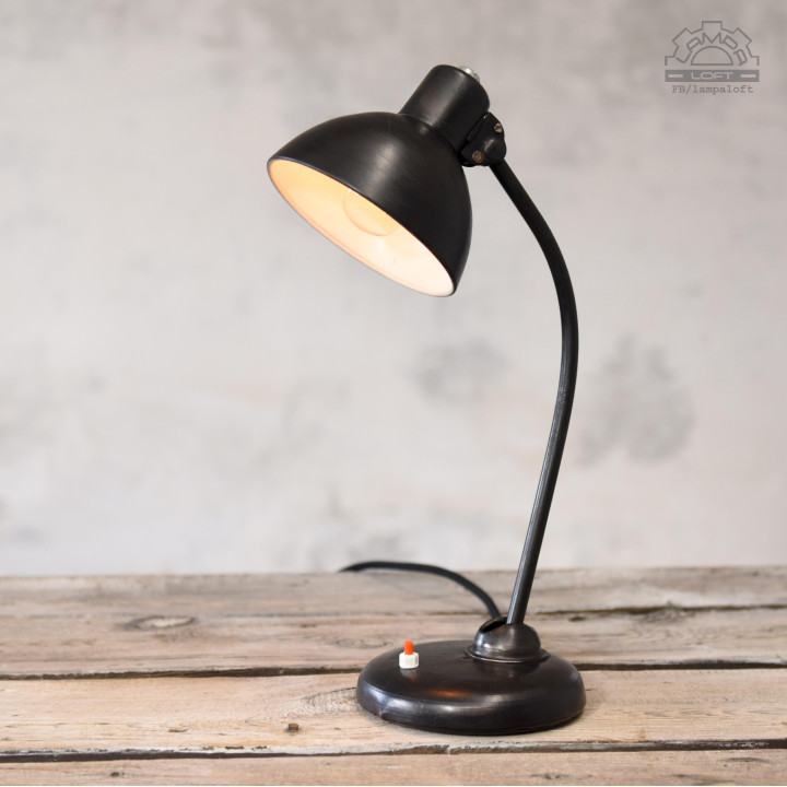 Lampa biurkowa z lat 50' Poznańskie Zakłady Metalowe