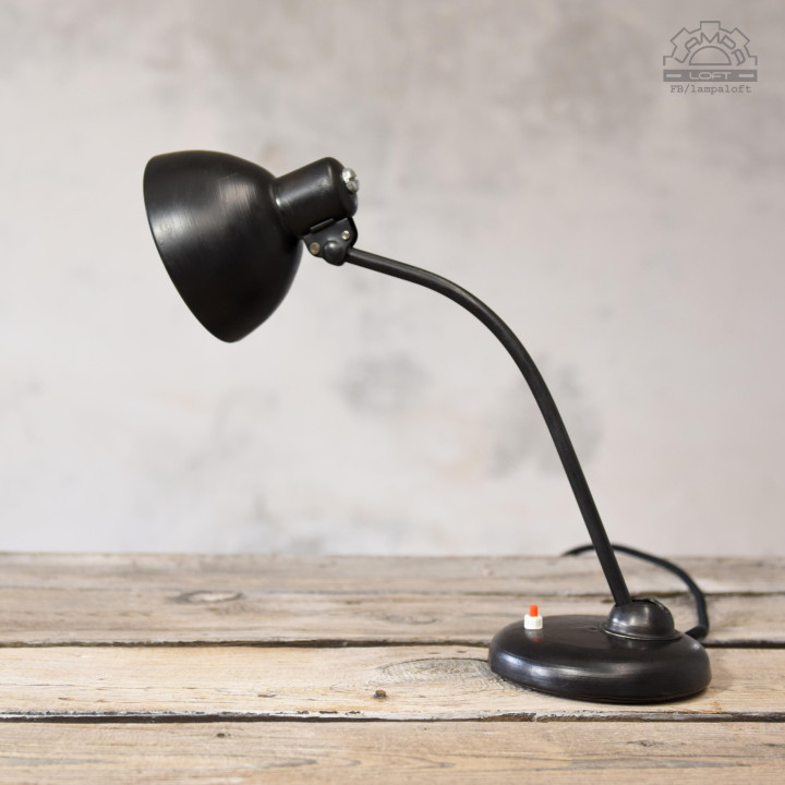 Lampa biurkowa z lat 50' Poznańskie Zakłady Metalowe