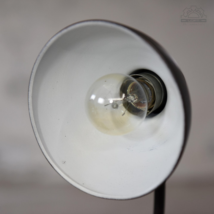 Lampa biurkowa z lat 50' Poznańskie Zakłady Metalowe