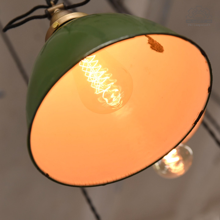 Zestaw lamp emaliowanych z lat 30'-60'