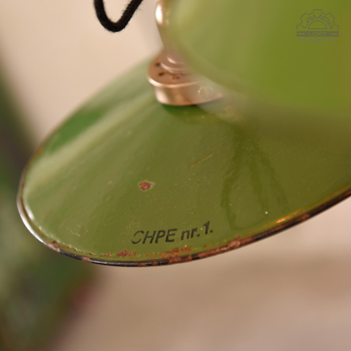 Zestaw lamp emaliowanych z lat 30'-50'