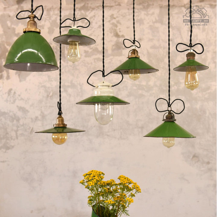 Zestaw lamp emaliowanych z lat 30'-50'