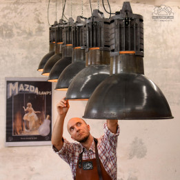 Lampy industrialne MAZDA z lat 50'