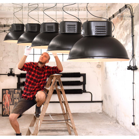 Lampy industrialne ORP-2M z lat 70'