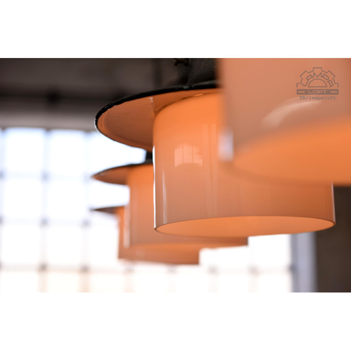 Lampa industrialna OŻk-1 z lat 50'