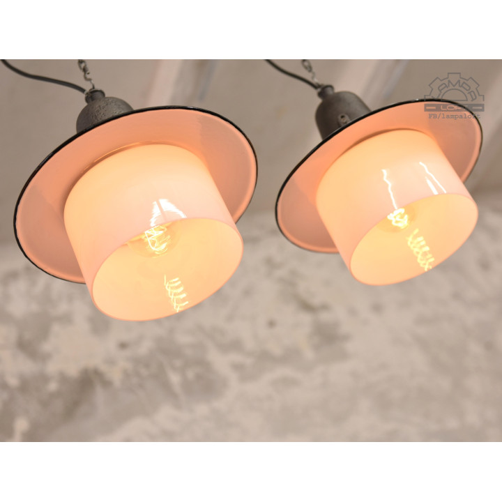 Lampa industrialna OŻk-1 z lat 50'