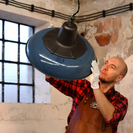 Emaliowana lampa industrialna OZż-2 z lat 50'