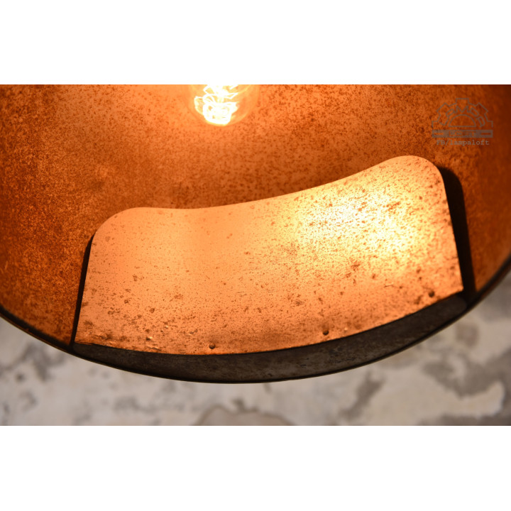 Lampa industrialna ORZ-1 z 1967 roku