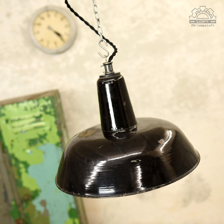 Lampa industrialna emaliowana z lat 30'